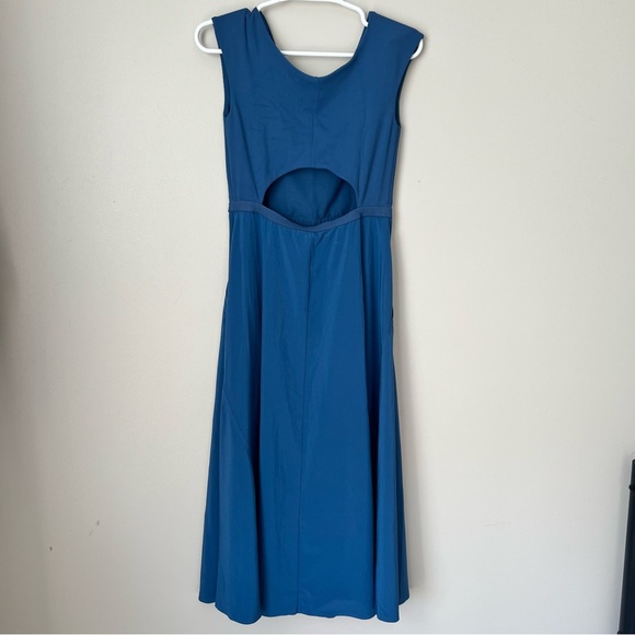 Athleta Women’s Blue Ryder Midi Sleeveless Dress Size Small - Picture 8 of 8